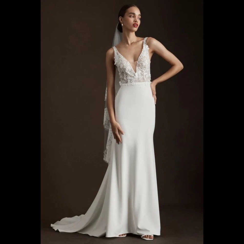 Wtoo by Watters Skylar V-Neck Floral Lace A-Line Wedding Gown.